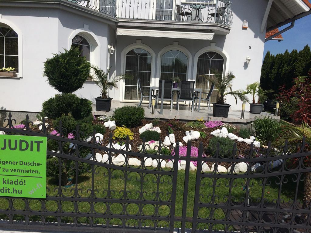 Judit Vendeghaz Bük Exterior foto